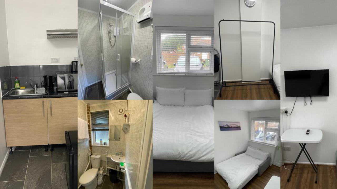 Fantastic Studio, Private Bathroom And Mini Kitchen. *